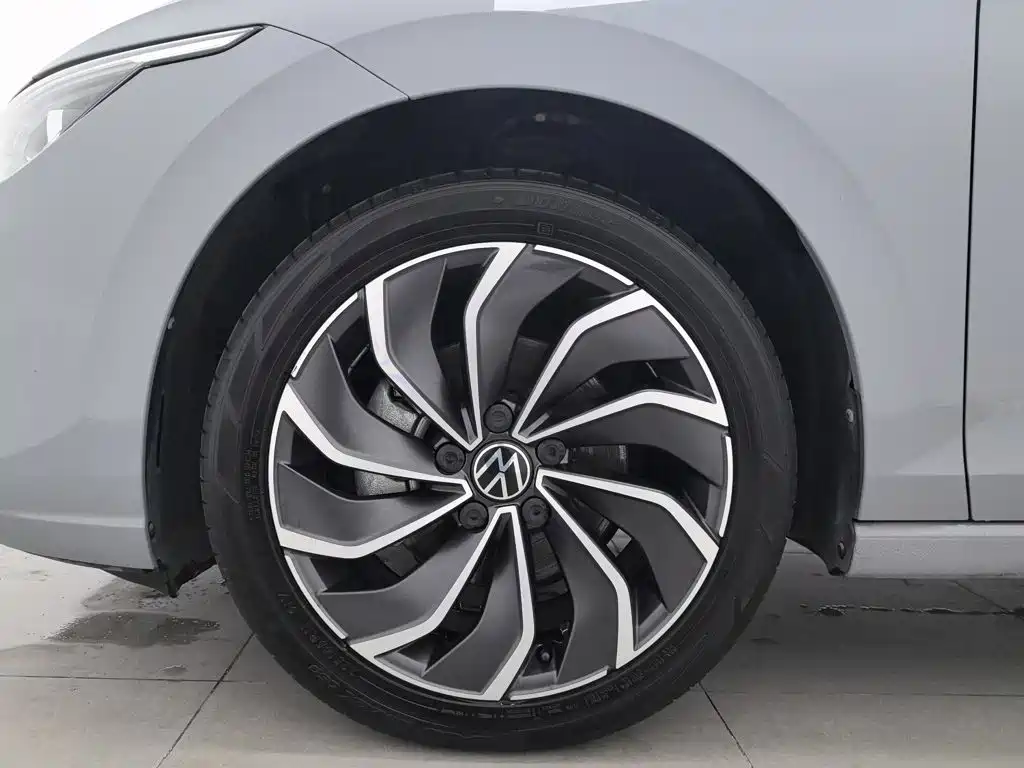 Volkswagen Golf — миниатюра 17