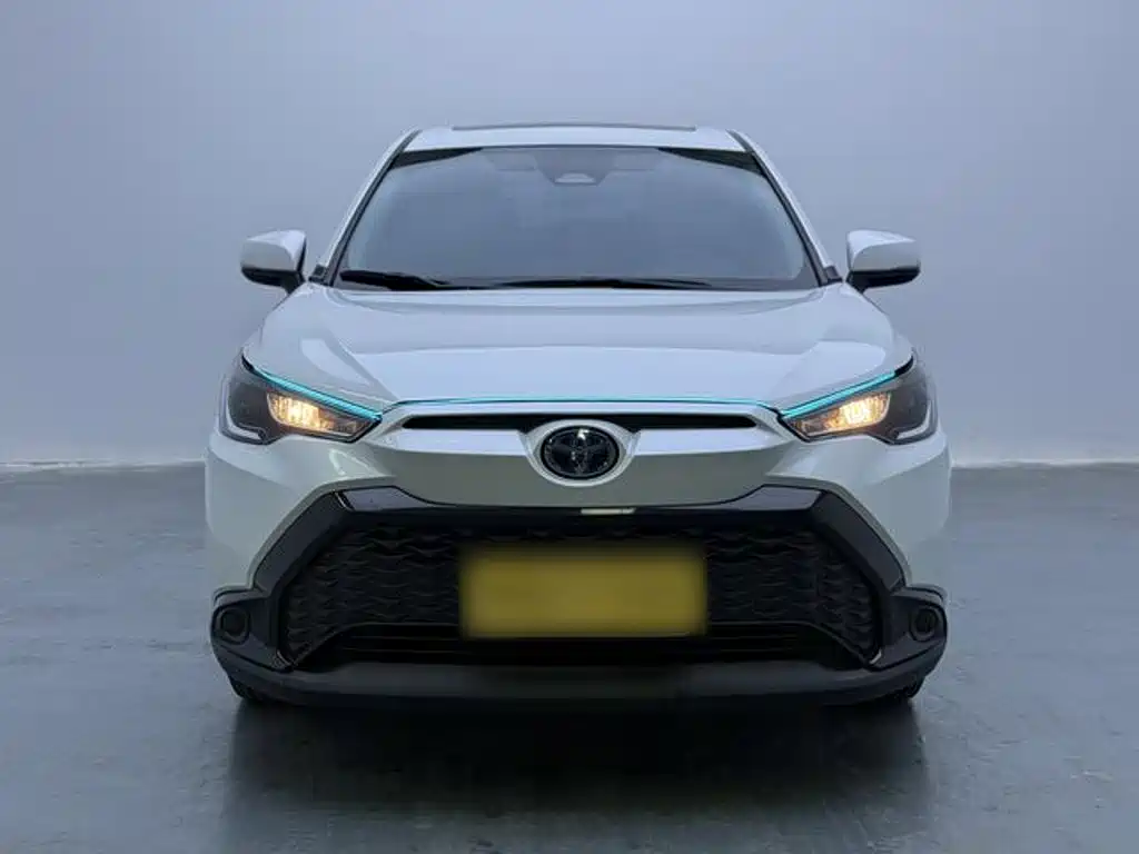 Toyota Frontlander — миниатюра 4
