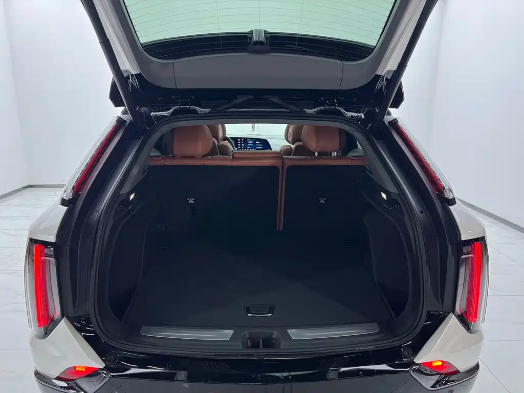Cadillac IQ — миниатюра 28