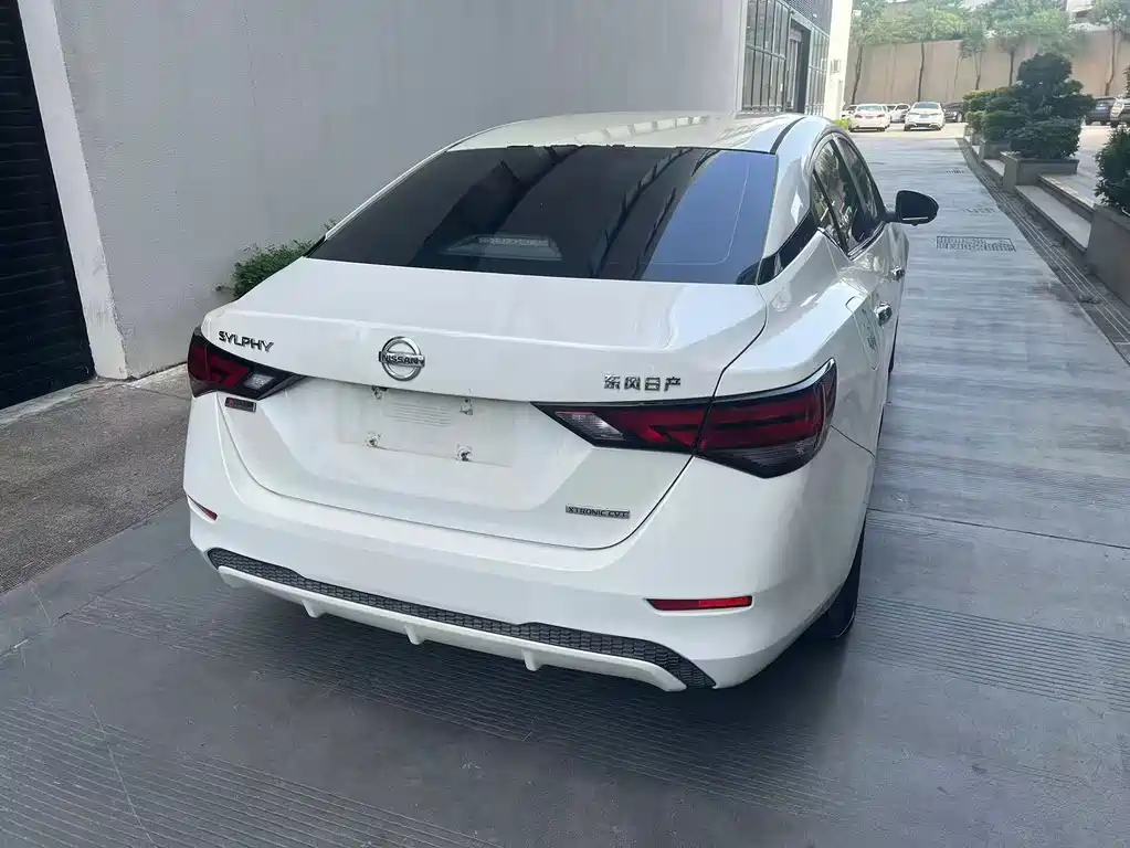 Nissan Sylphy — миниатюра 9