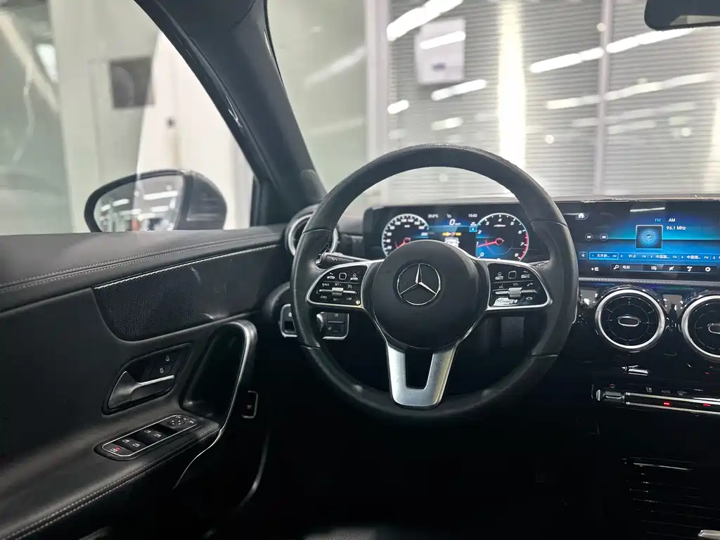 Mercedes-Benz A-Class A 2022 A 200 L Sport