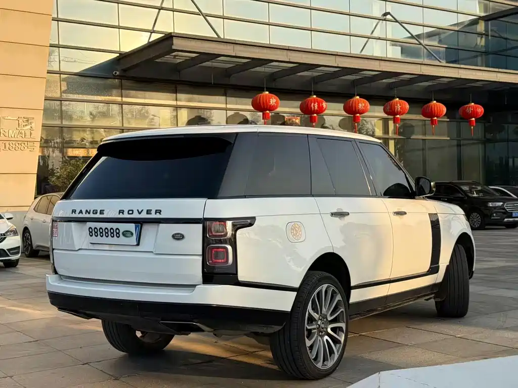 Land Rover Range Rover — миниатюра 21