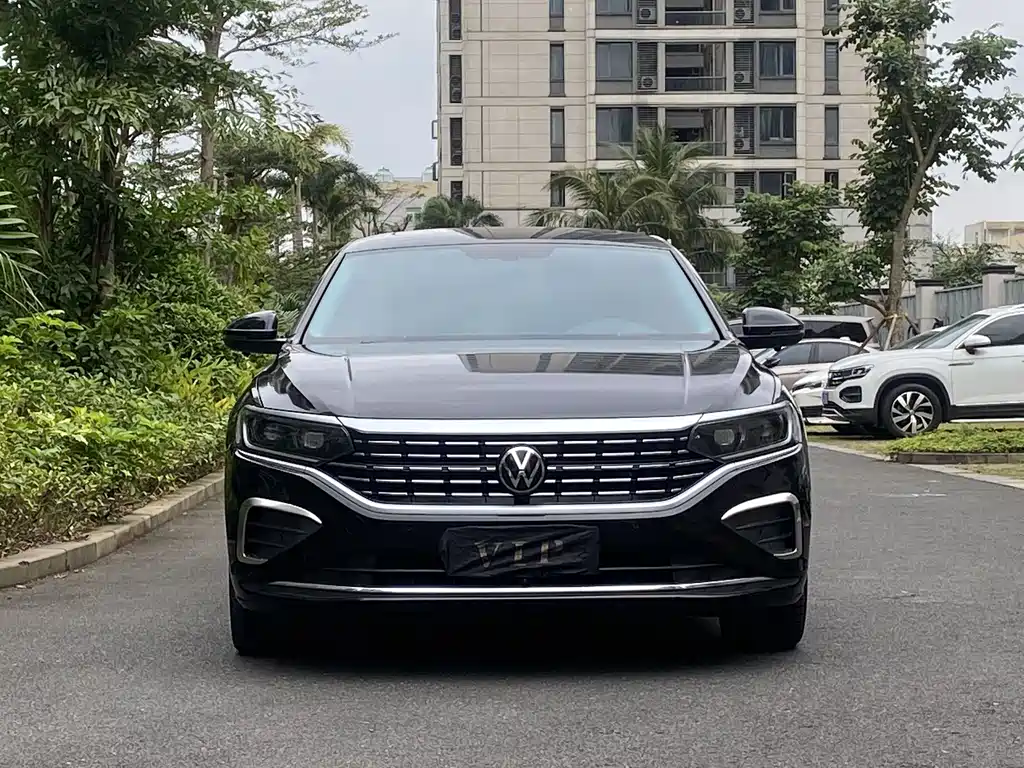 Volkswagen Passat 2024 380TSI Elite
