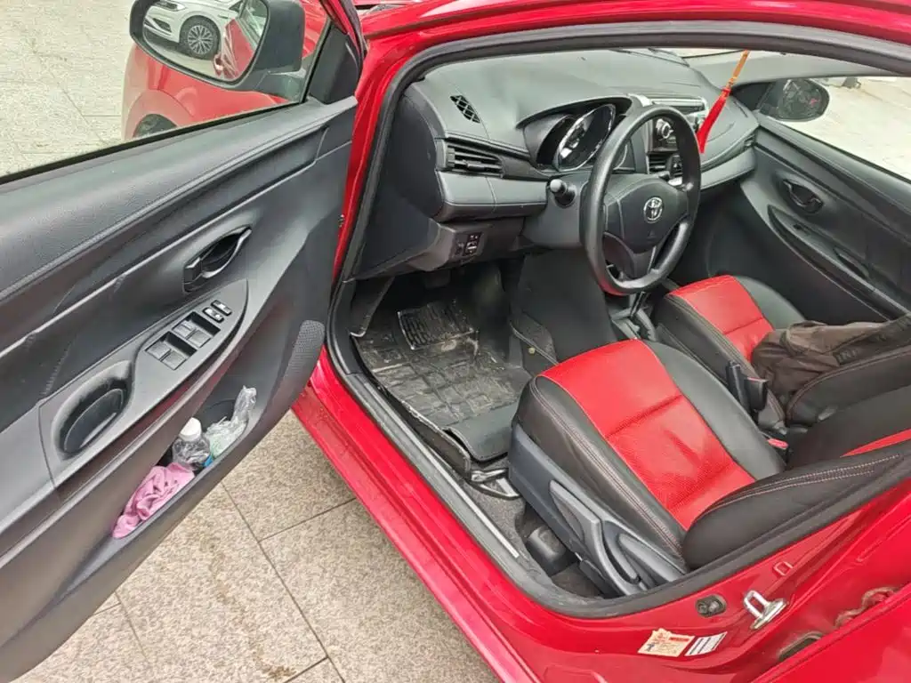 Toyota Yaris L — миниатюра 16