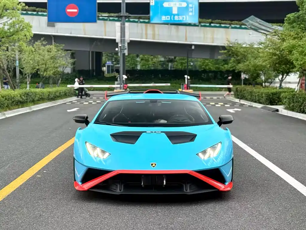 Lamborghini Huracán 2024