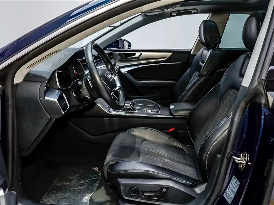 Audi A7L 2024 45TFSI S-line