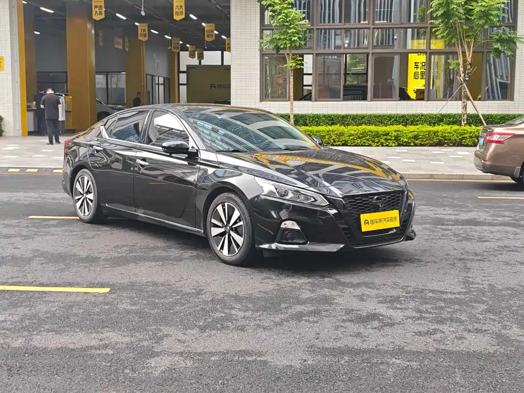 Nissan Teana — миниатюра 3
