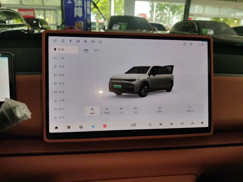 Leapmotor Leapmotor C10 — миниатюра 13