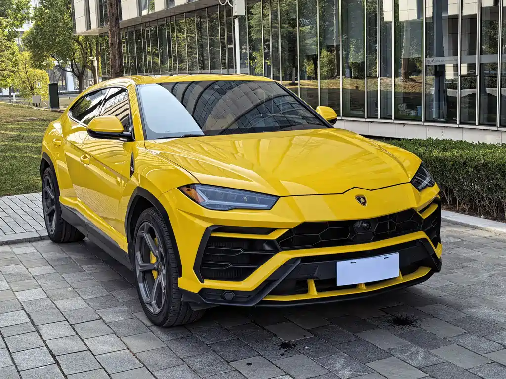 Lamborghini Urus 2021 4.0T V8