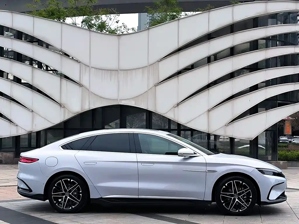 BYD Han 2025 EV 605KM Luxury