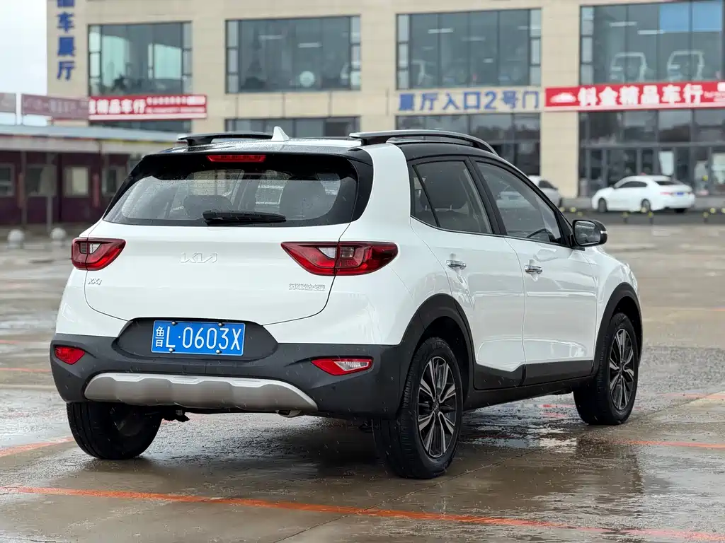 Kia KX1 2021 1.4L CVT