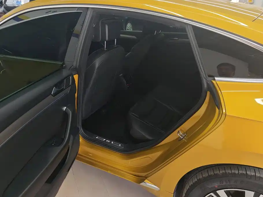Volkswagen CC — миниатюра 11