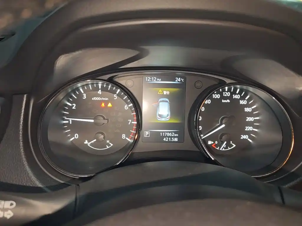 Nissan Qashqai — миниатюра 12