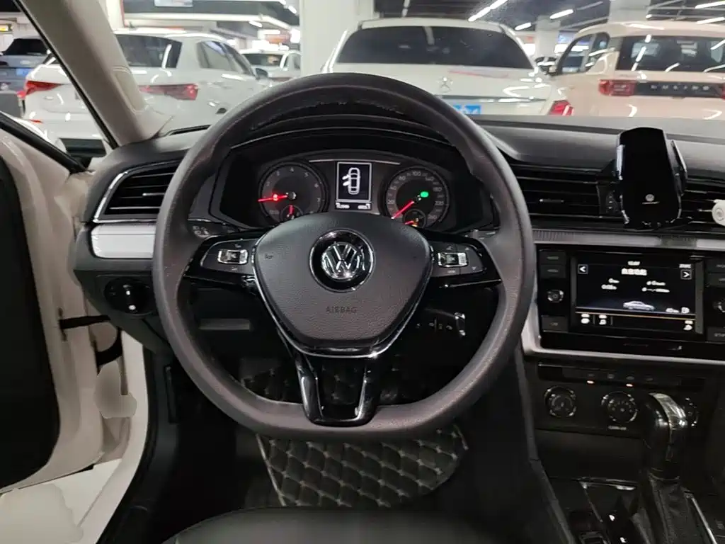 Volkswagen Lamando — миниатюра 11