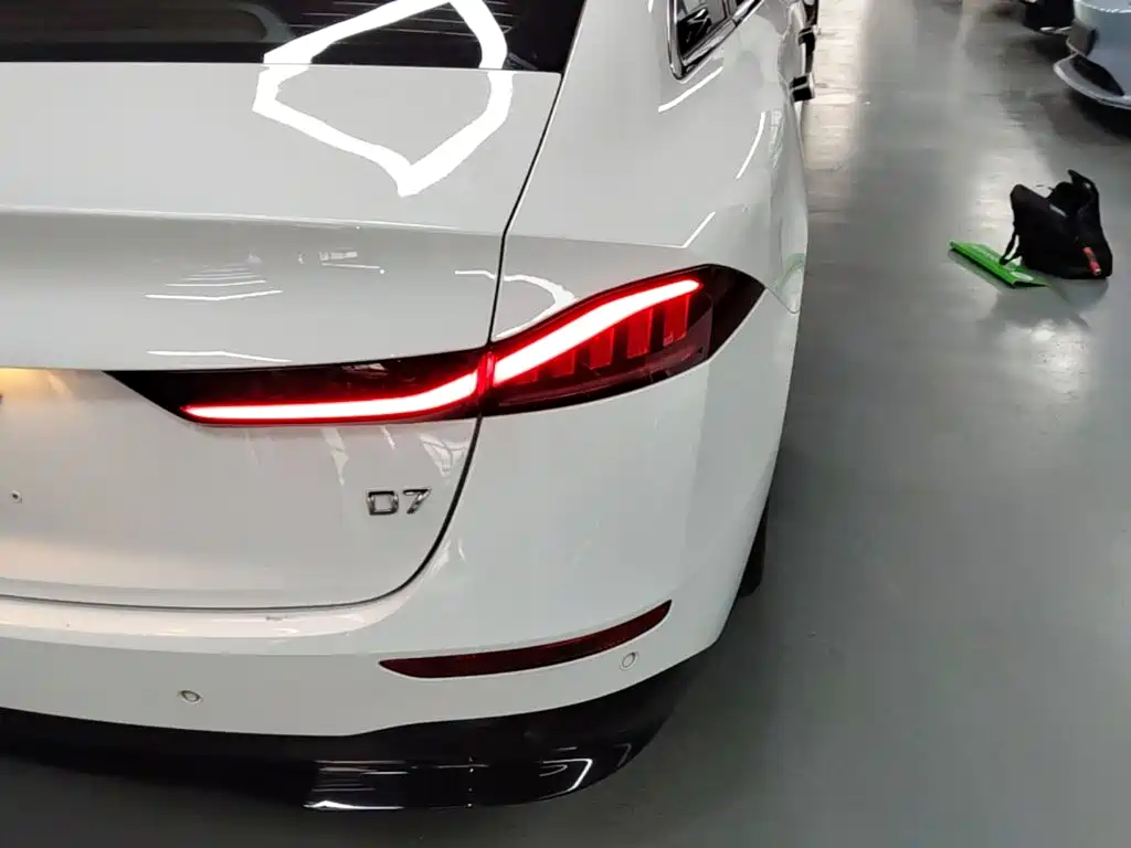 Roewe D7 — миниатюра 8