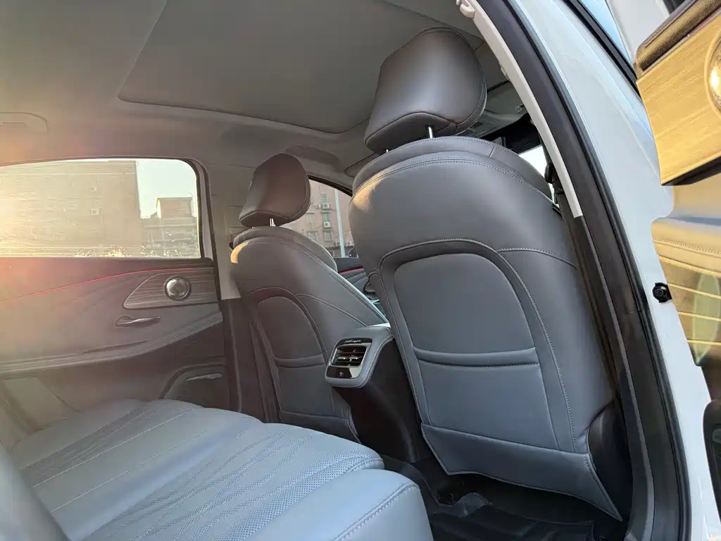Chery Arrizo 8 — миниатюра 15