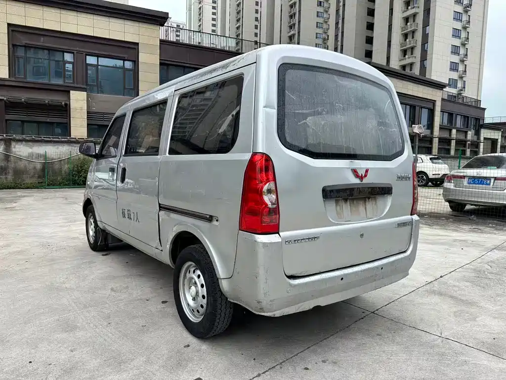 Wuling Rongguang 2011 1.2L