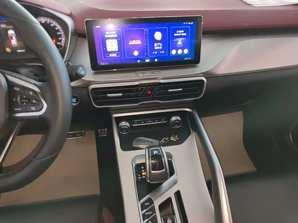 Geely Binyue — миниатюра 13