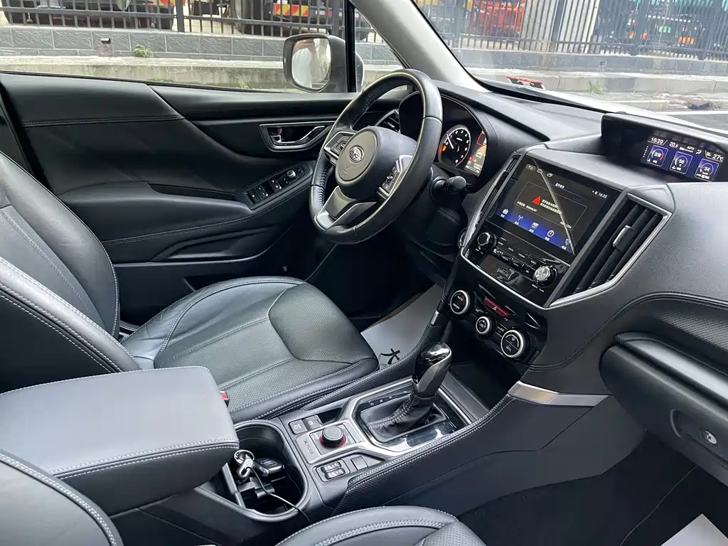 Subaru Forester — миниатюра 12