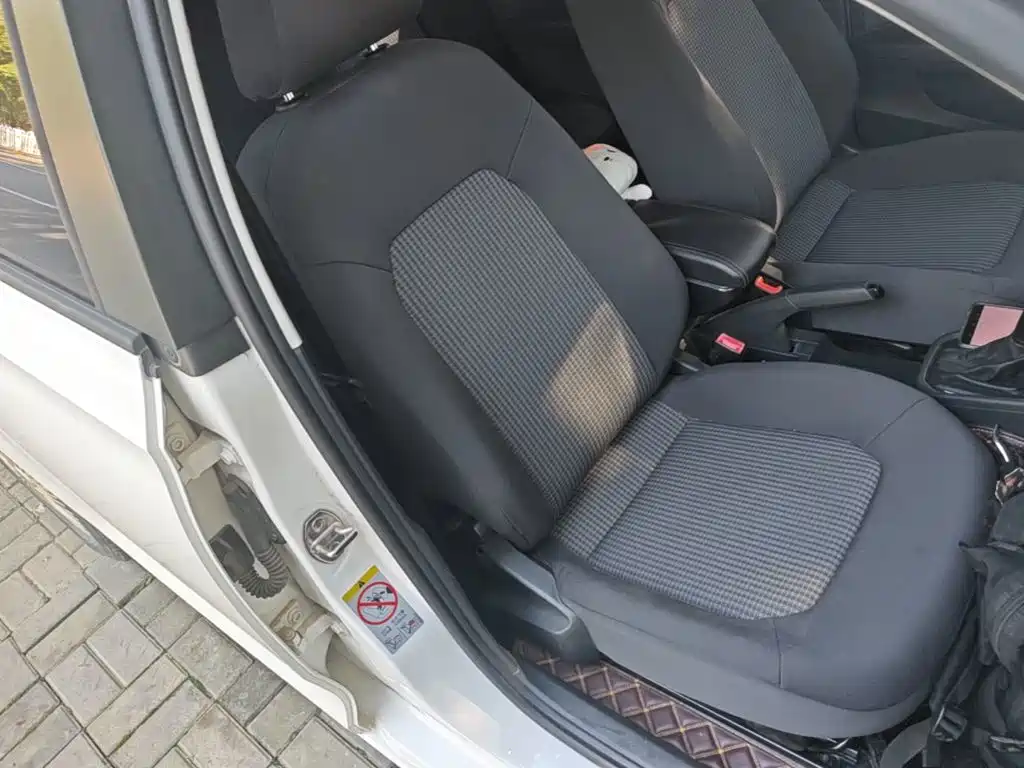 Volkswagen Santana — миниатюра 25