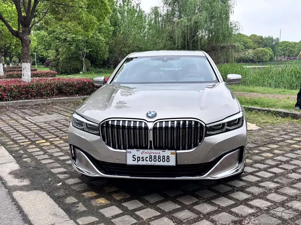 BMW 7 Series 2021