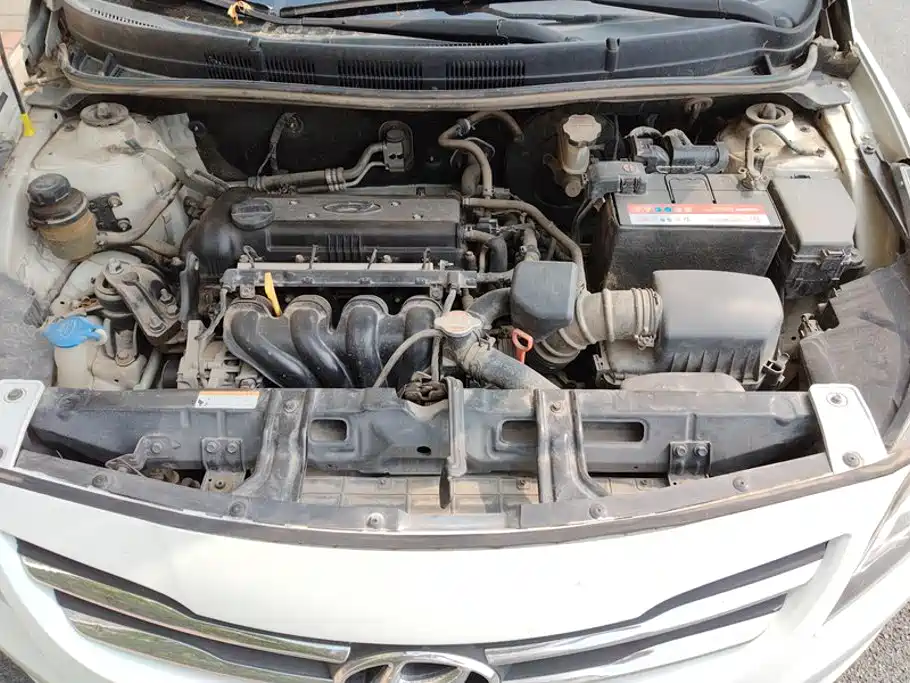 Hyundai Verna — миниатюра 10