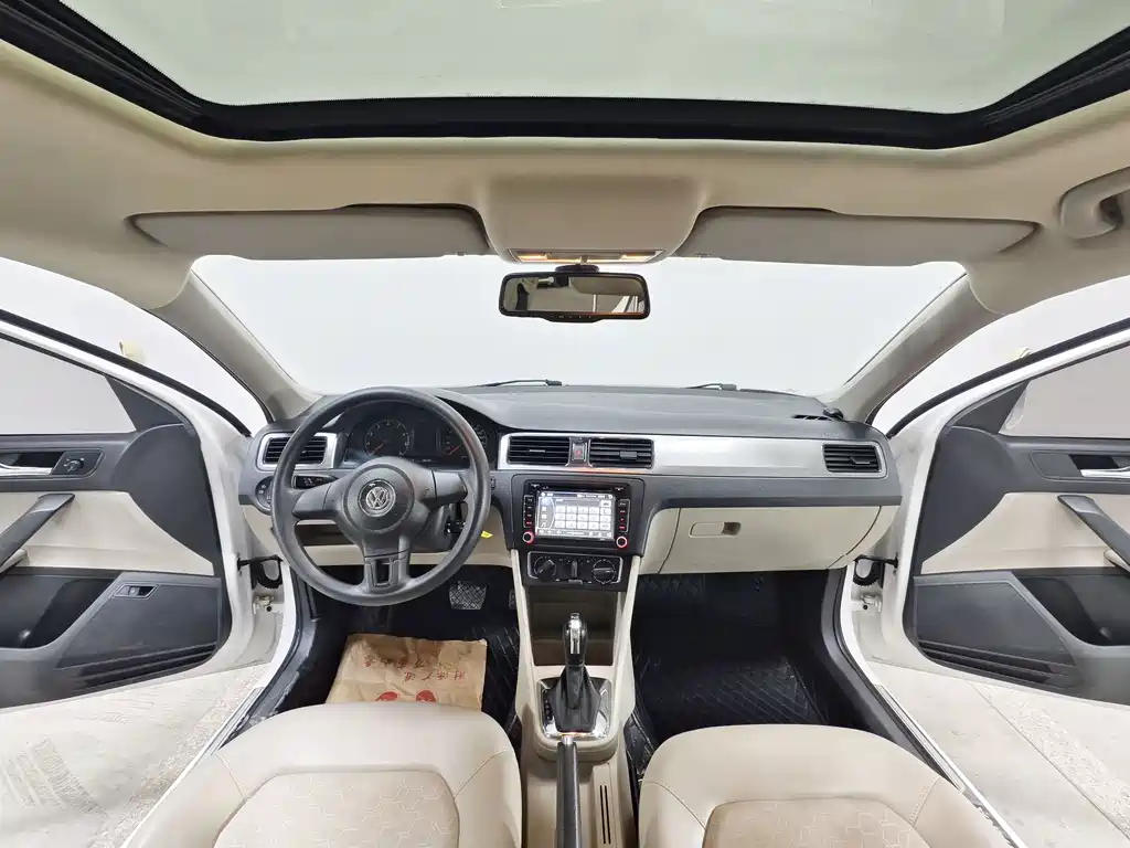 Volkswagen Santana — миниатюра 10