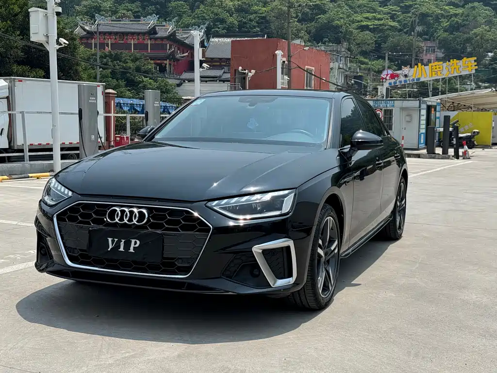 Купить Audi A4L