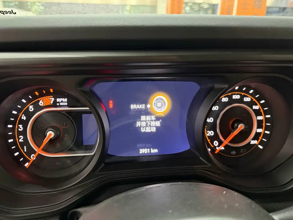Jeep Wrangler — миниатюра 8