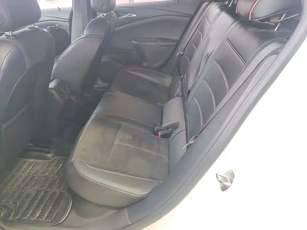 Buick Verano — миниатюра 17