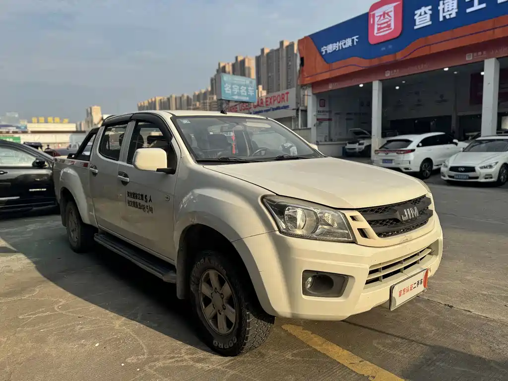 Isuzu RE-MAX Ruimai — миниатюра 3