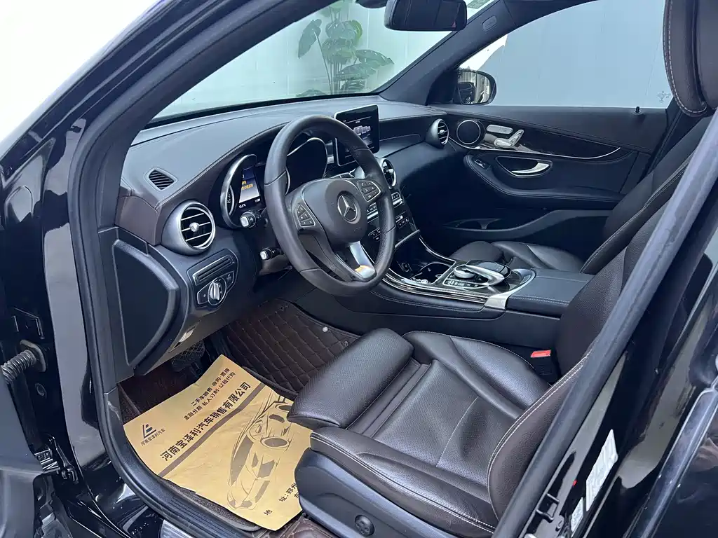 Mercedes-Benz GLC — миниатюра 13