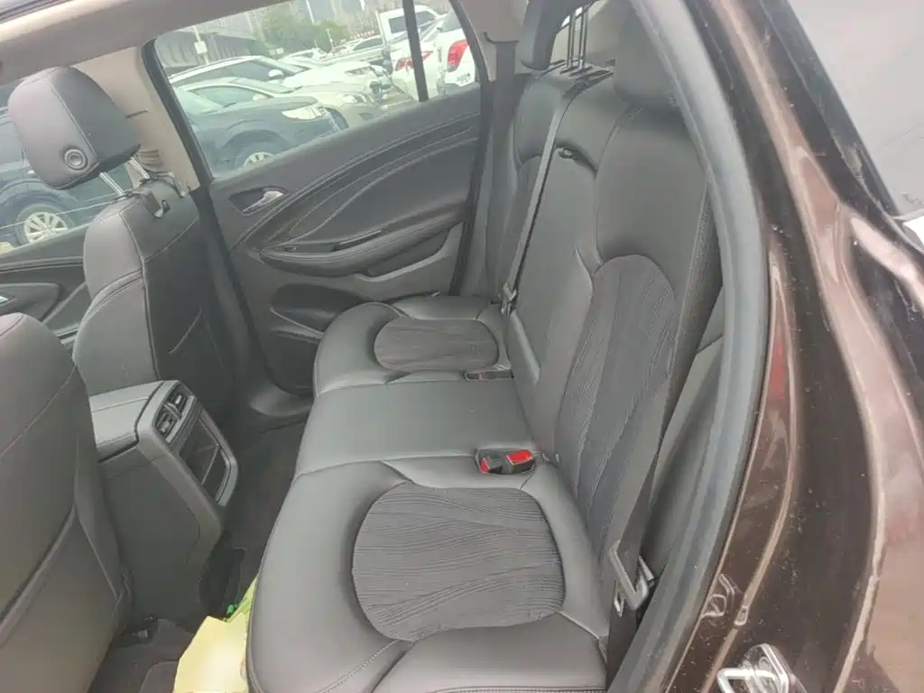 Buick Envision Plus — миниатюра 17