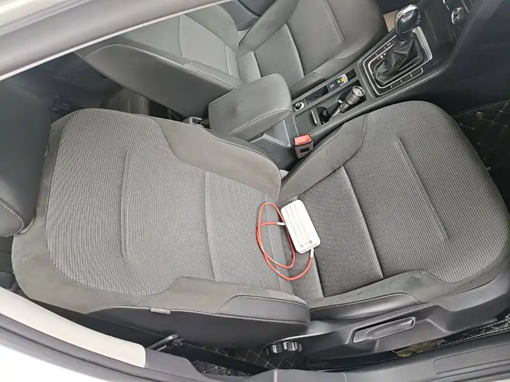 Volkswagen Golf — миниатюра 25