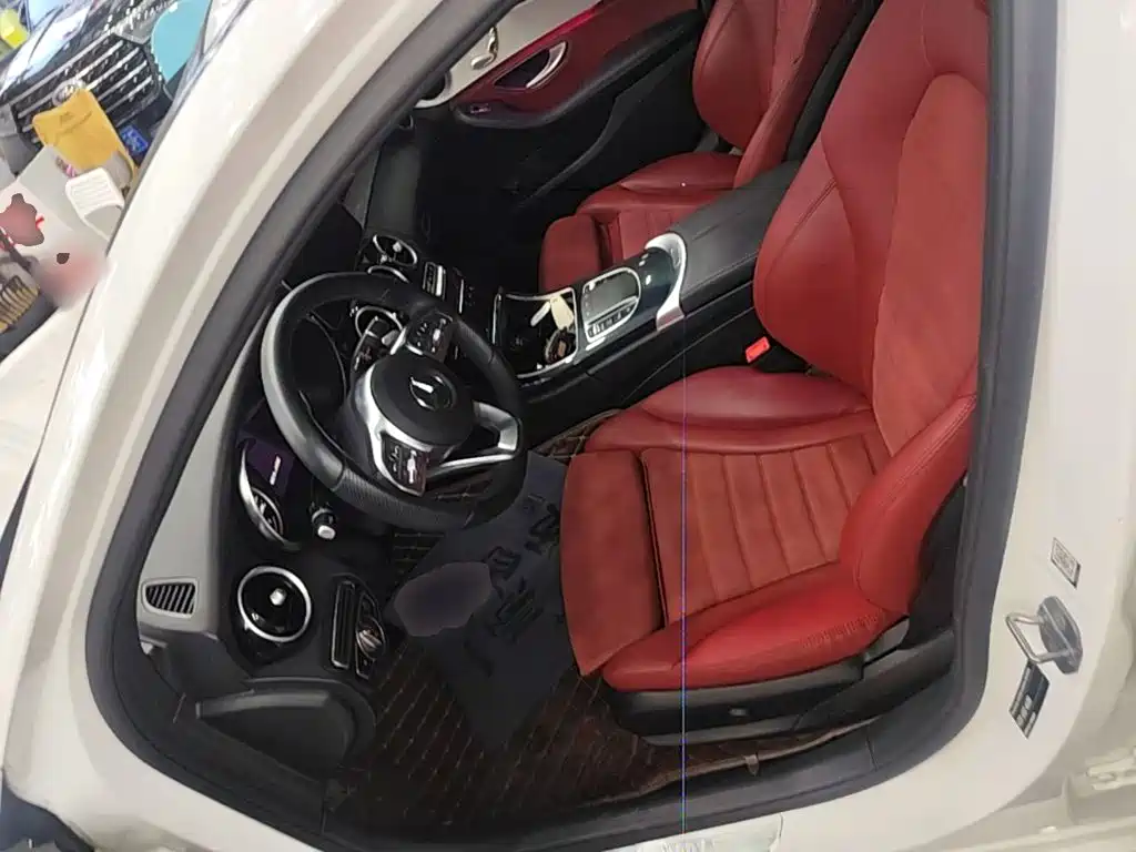 Mercedes-Benz C-Class — миниатюра 15