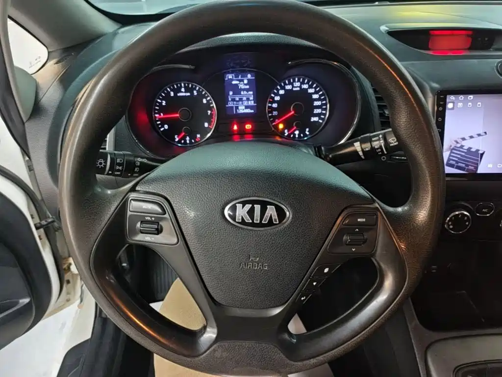 Kia K3 — миниатюра 11