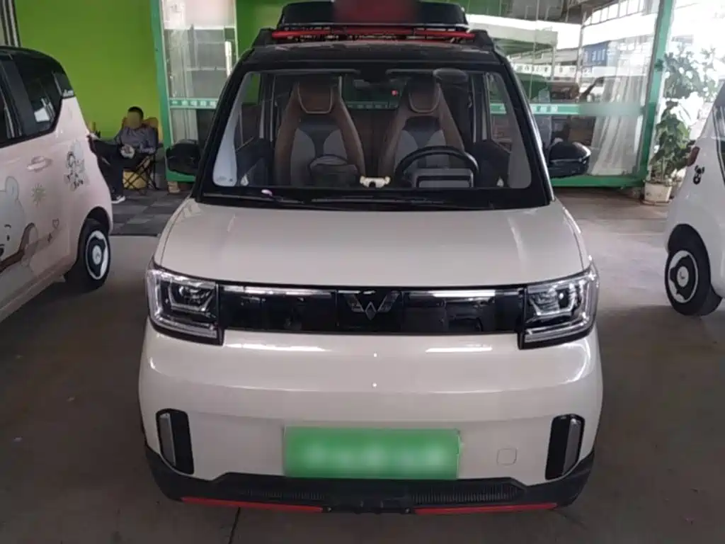 Wuling MINIEV — миниатюра 3