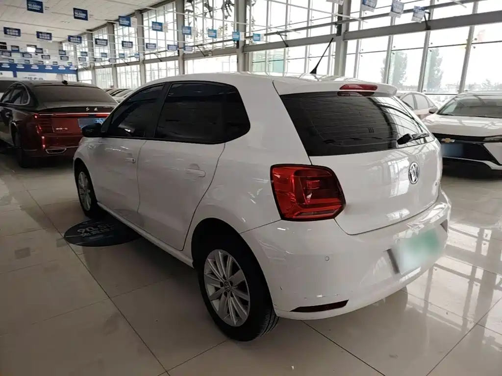 Volkswagen Polo — миниатюра 5