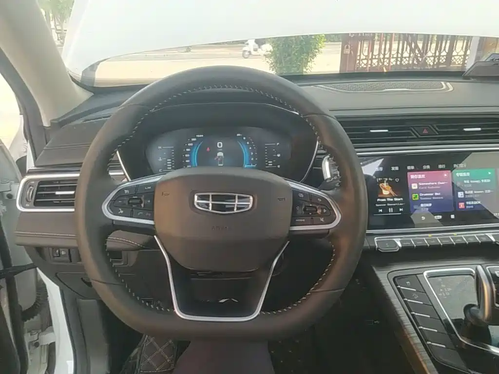 Geely Boyue — миниатюра 11
