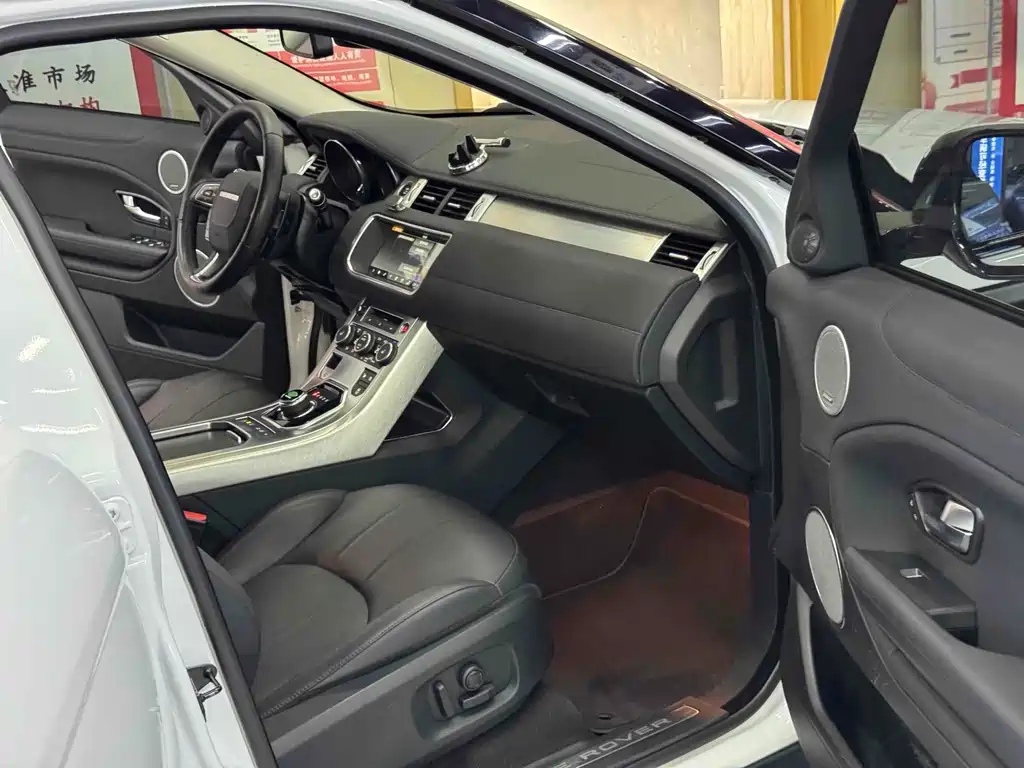 Land Rover Evoque 240PS SE Smart Shine Edition, фото 18