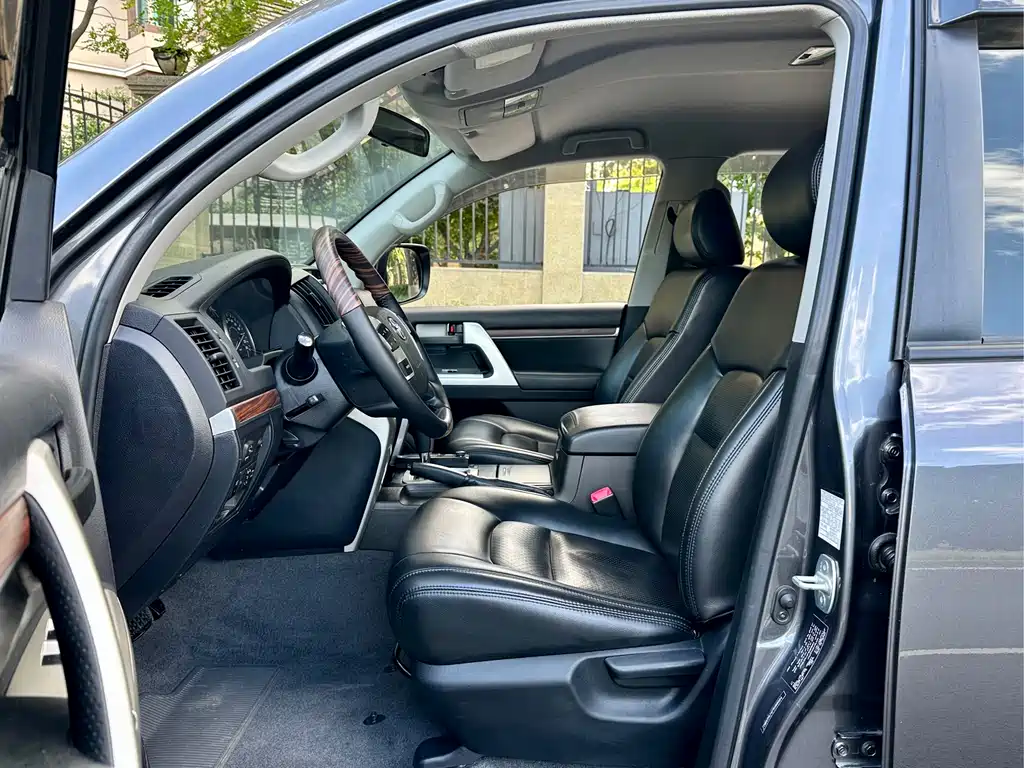 Toyota Land Cruiser 2015 4.0L V6