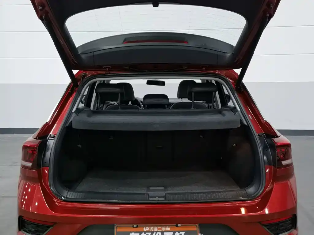 Volkswagen T-Roc — миниатюра 16