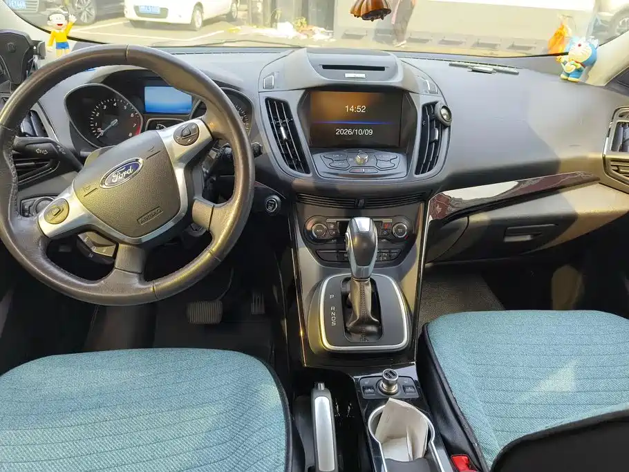Ford Kuga — миниатюра 12