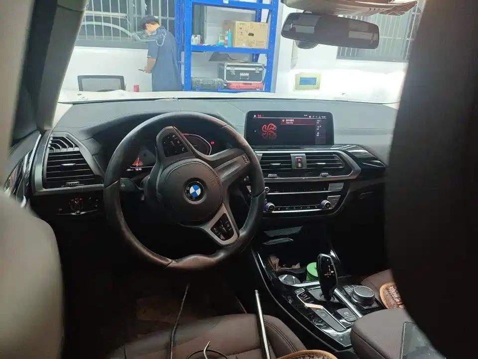 BMW X3 — миниатюра 7