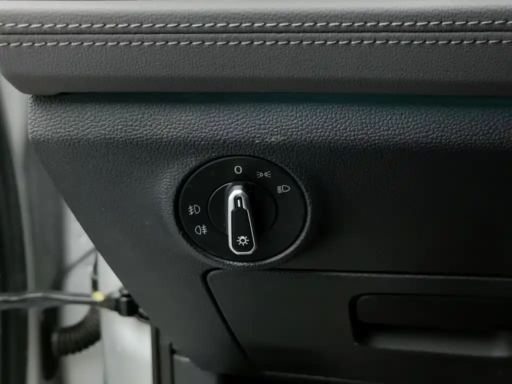 Volkswagen Sagitar — миниатюра 21