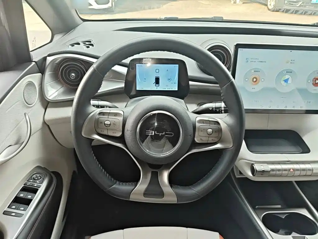 BYD Dolphin — миниатюра 11