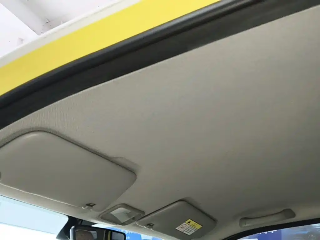 Wuling MINIEV — миниатюра 18