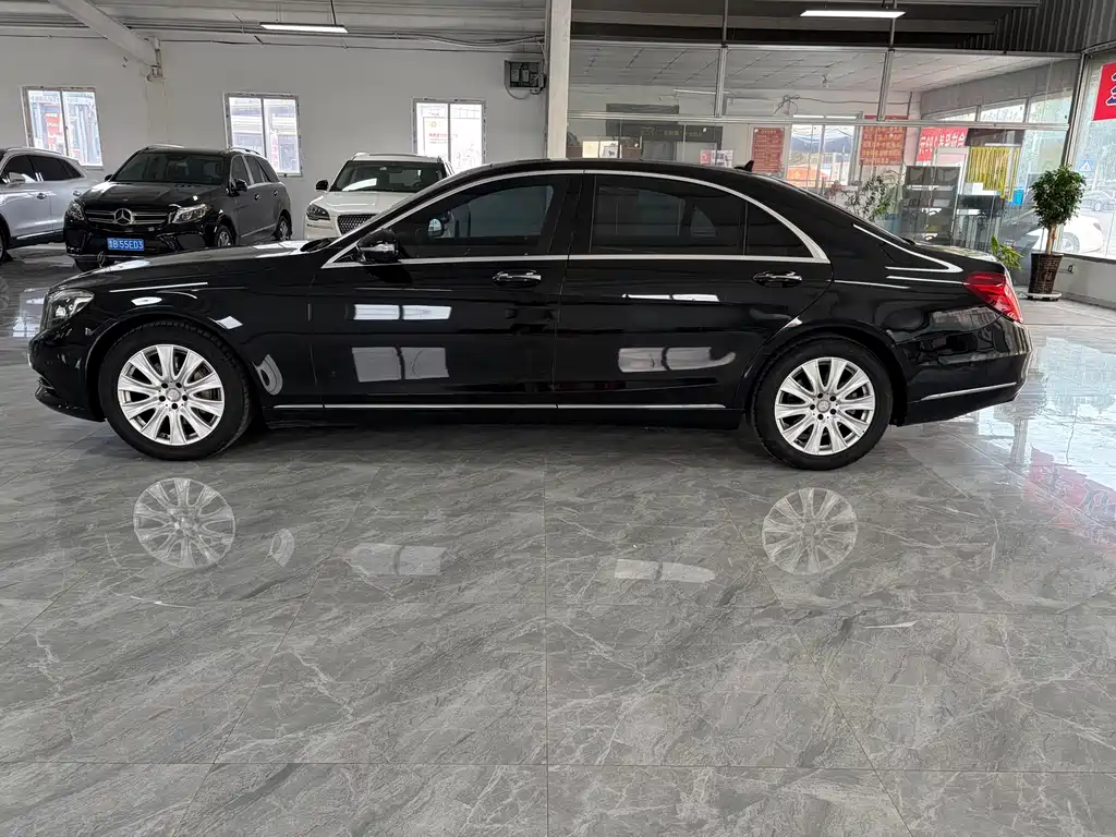 Mercedes-Benz S-Class — миниатюра 3
