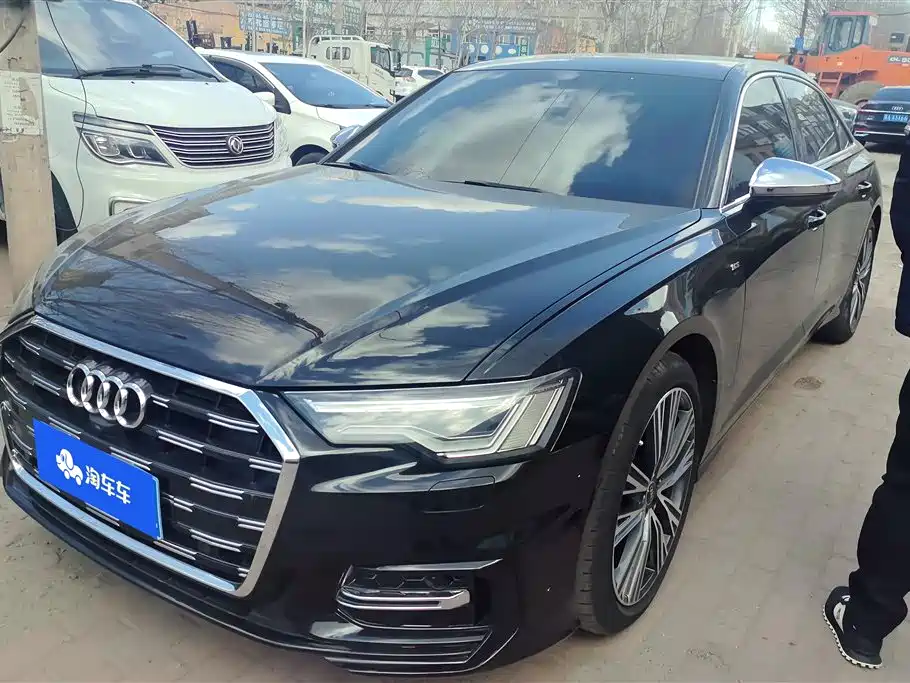 Audi A6L 2022