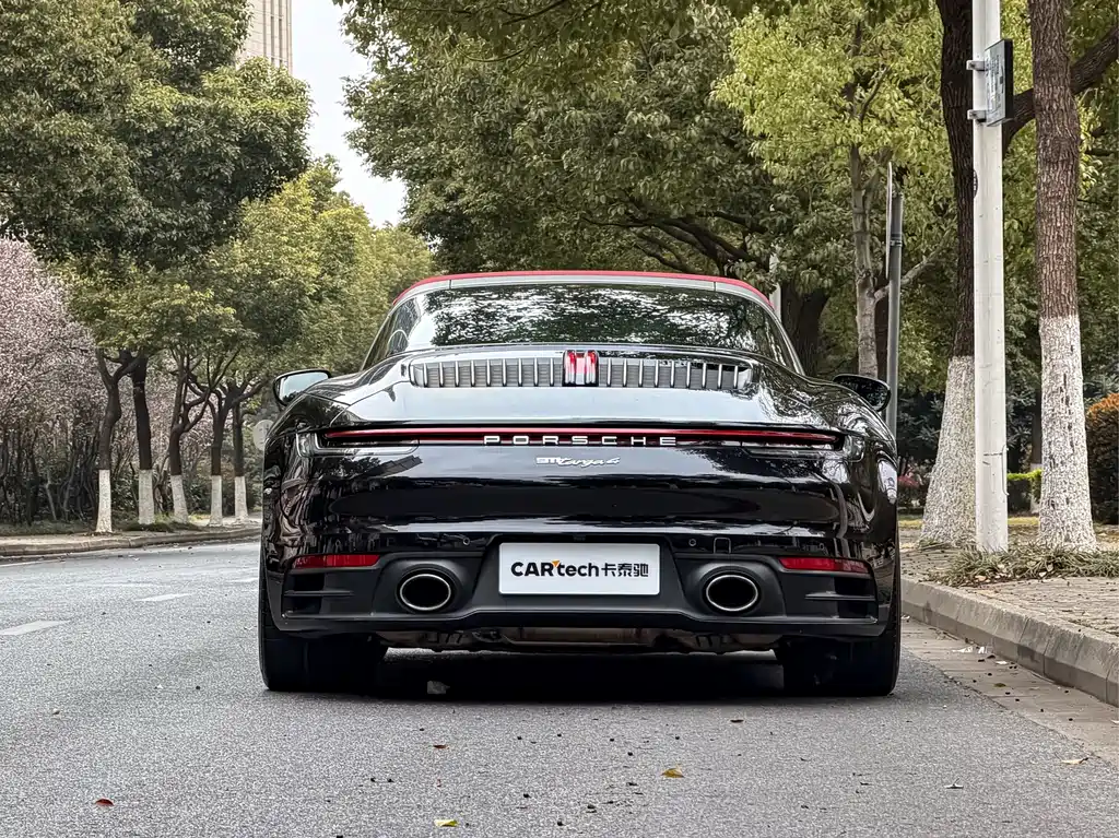 Porsche 911 2022 Targa 4 3.0T